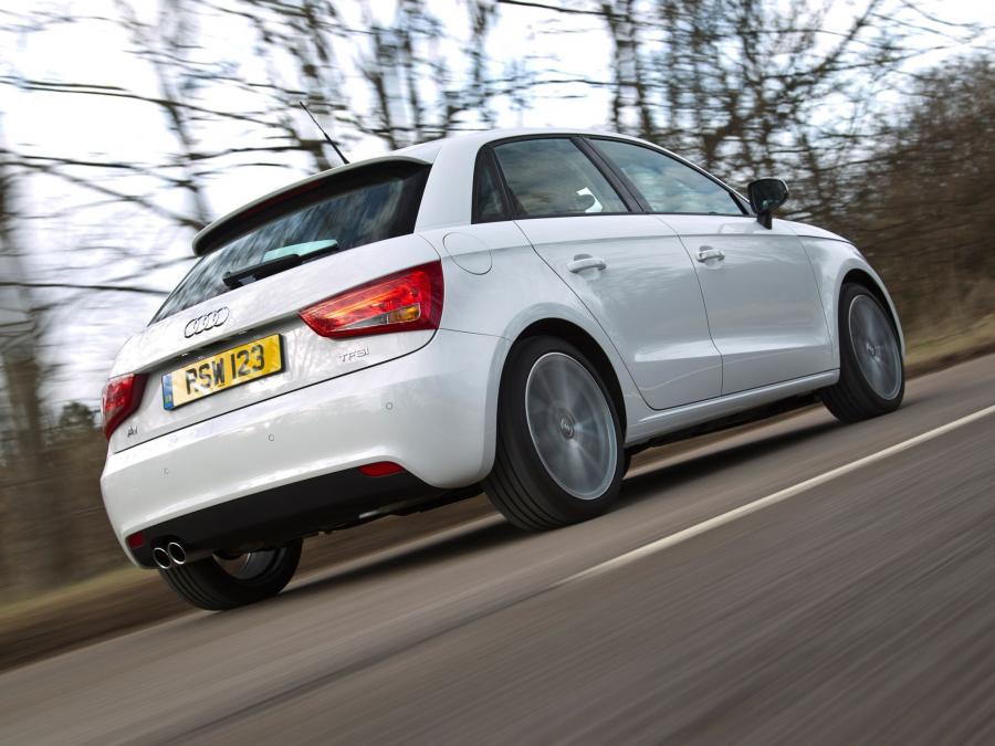  Audi A1 Sportback TFSI 2012 года  (UK) (фото 13 из 21)